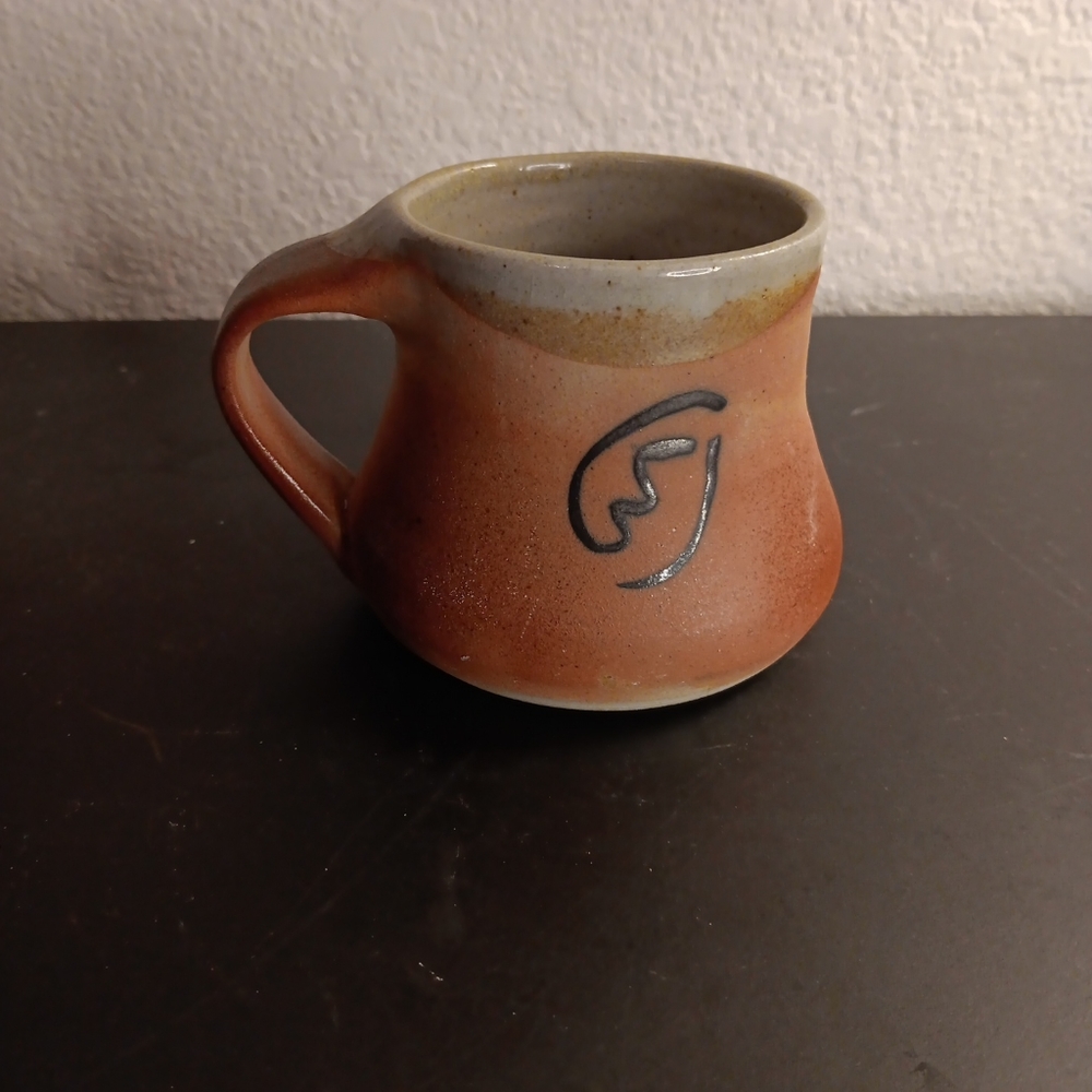 GORGEOUS Artist Signed Buck Art Studio Pottery Texas 4" Mug.